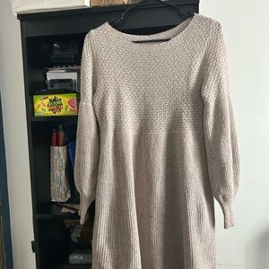 Elegant Beige Knit Dress